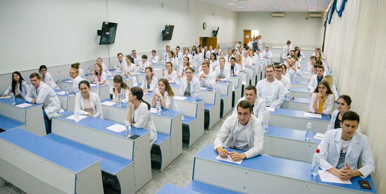 Третьокурсники складають «Крок1.Медицина»